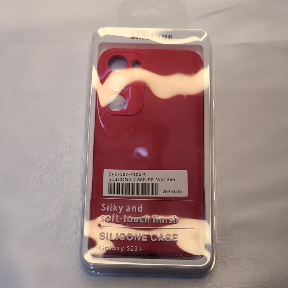 Samsung Galaxy S23+ Red Silicone Case